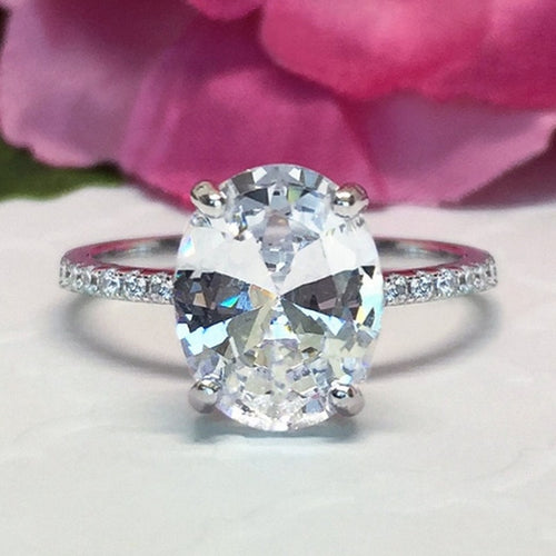 Oval Engagement Ring